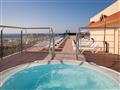 Calella Palace - strešná jacuzzi - letecký zájazd  - Španielsko, Costa Brava, Calella