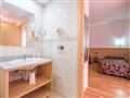 Hotel Neptuno Tossa  - kúpeľňa - letecký zájazd  - Španielsko, Tossa de Mar