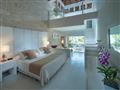 Izba Honeymoon Suite