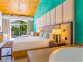 Izba Honeymoon Suite