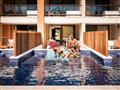 Junior Suite Swim Up Premium Level