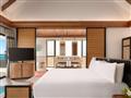 One Bedr. Overwater Suite Pool