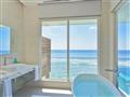 Aqua Villa