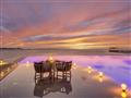Destination Dining