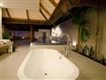 Honeymoon Villa s bazénom