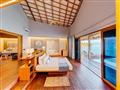 Water Suite with Pool