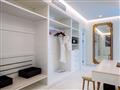 Executive Suite - šatník