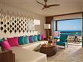 Preferred Club Honeymoon Suite