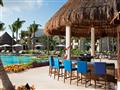 Sugar Reef Poolside Bar