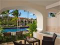 Izba Preferred Club Junior Suite Swim Up