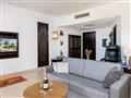 Suita - Beach Villa