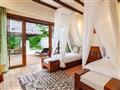 Earth Pool Pavilion 2 Bedroom - spálňa s twin posteľami