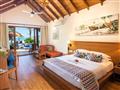Deluxe Beach Villa s bazénom
