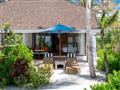 Beach Villa with pool - terasa