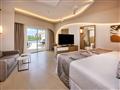 Swim Up Family Room