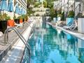 bazén pri izbách swim up