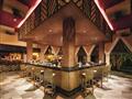 Lounge bar