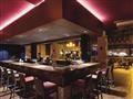 Plaza bar