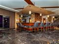 lobby bar