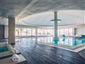 vnútorný bazén v SPA centre