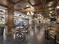 lobby bar