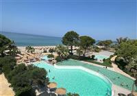 Ninos Grand Beach Hotel & Resort - 2